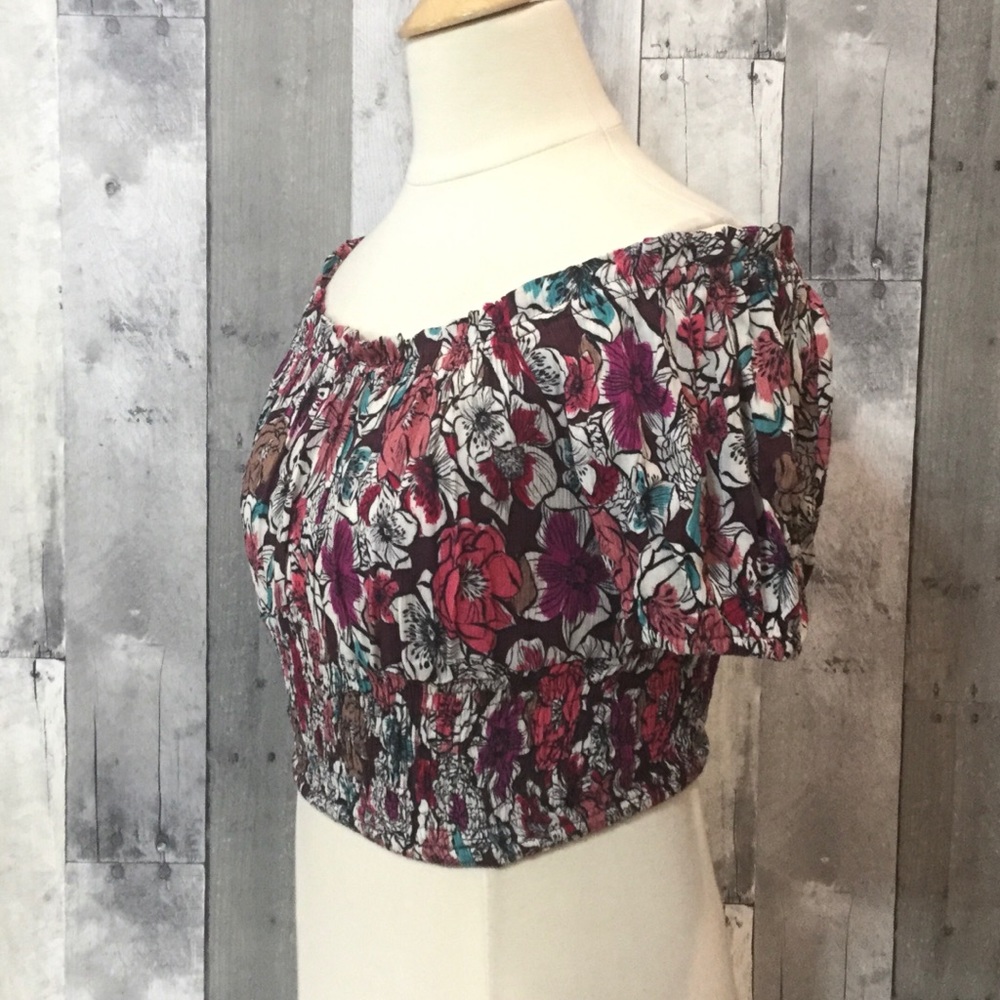 BAND OF GYPSIES Crop Top Off Shoulder Sz S NWT - Picture 3 of 7